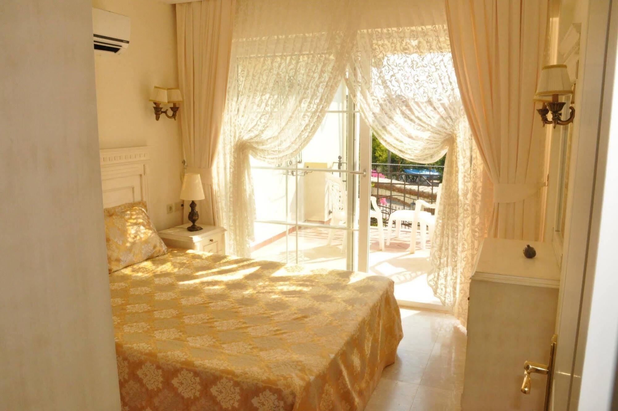 Villamel Fethiye Exteriör bild